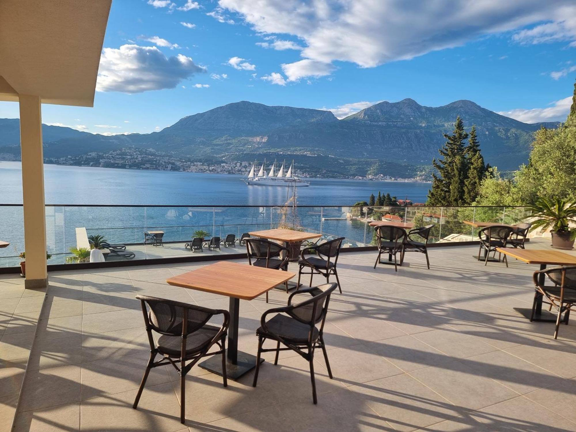 Agape Rose Hotel Экстерьер фото