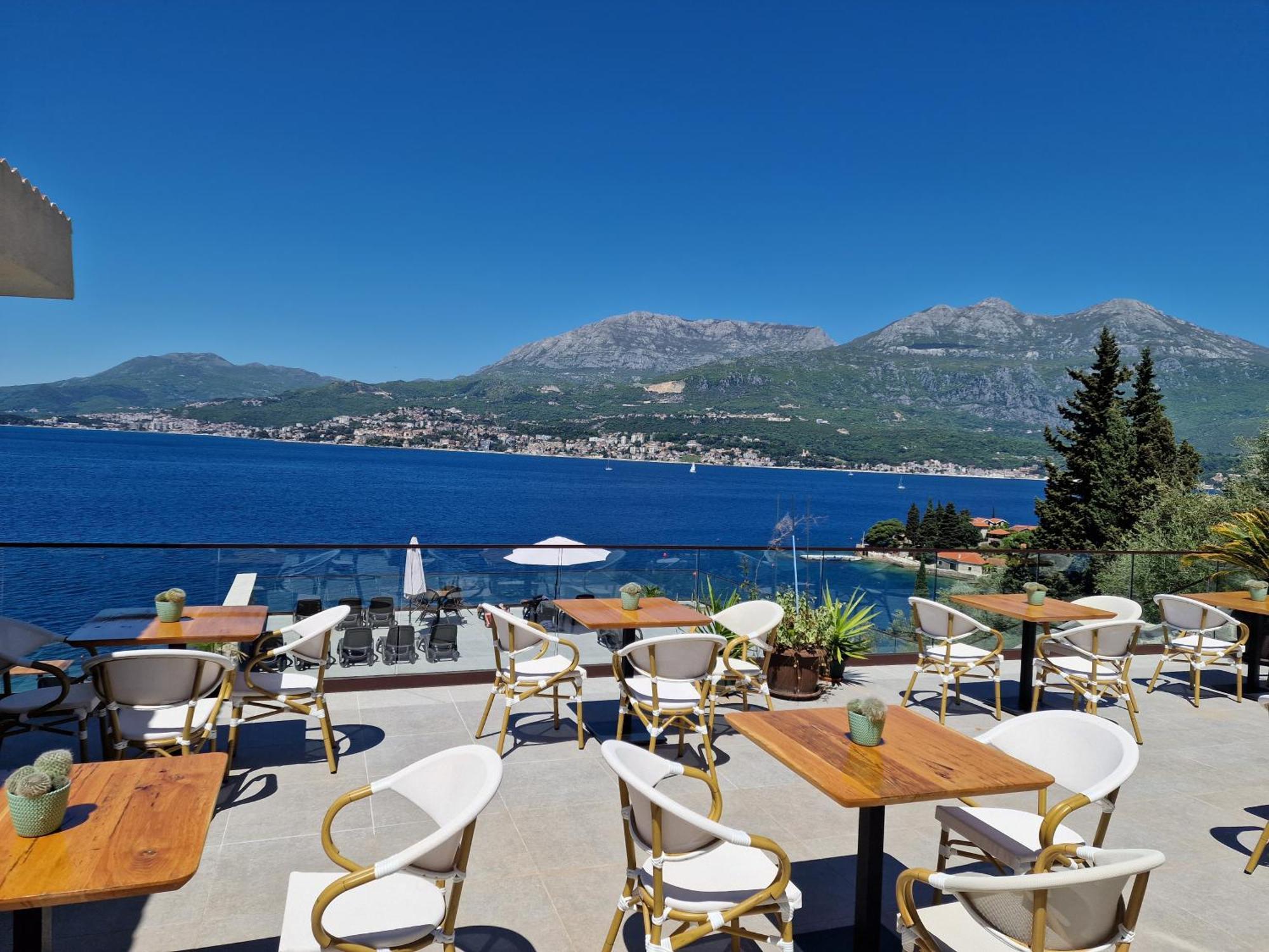 Agape Rose Hotel Экстерьер фото